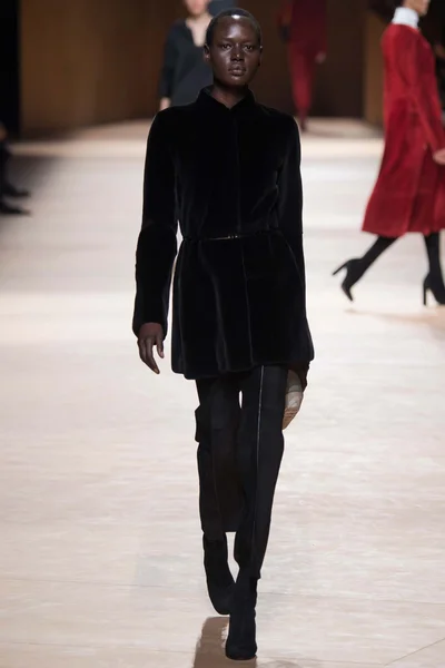 Look 33